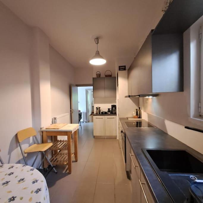 20' From The Airport,20' From The Center Of Athens Apartment Ngoại thất bức ảnh