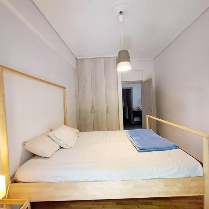 20' From The Airport,20' From The Center Of Athens Apartment Ngoại thất bức ảnh