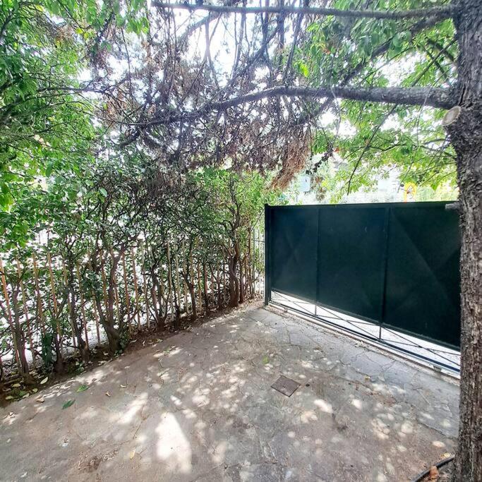 20' From The Airport,20' From The Center Of Athens Apartment Ngoại thất bức ảnh